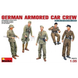 German armored car crew 1/35